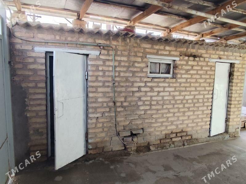 Jay - Sarahs - img 7