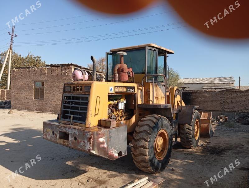 MTZ 82 2012 - 300 000 TMT - Garabekewül - img 2
