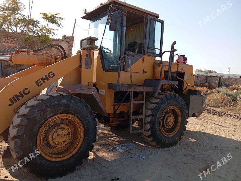 MTZ 82 2012 - 300 000 TMT - Garabekewül - img 4