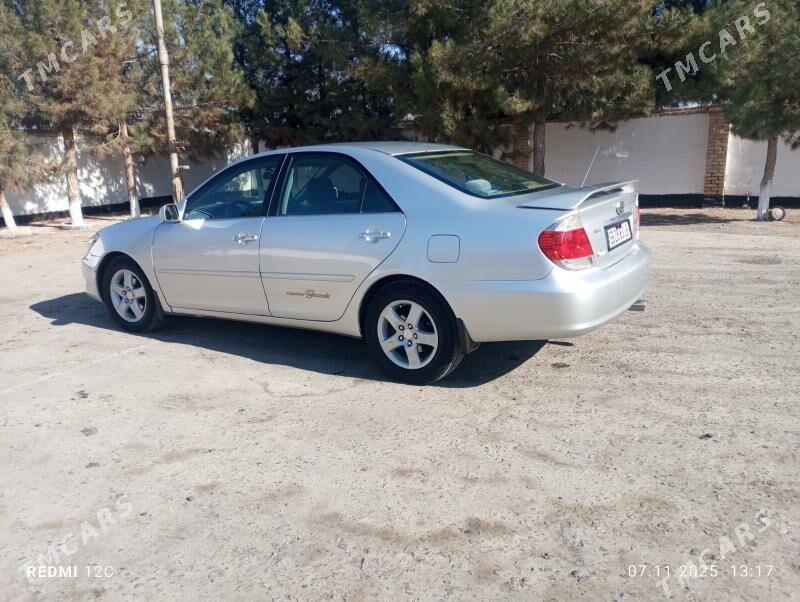 Toyota Camry 2005 - 155 000 TMT - Дянев - img 1
