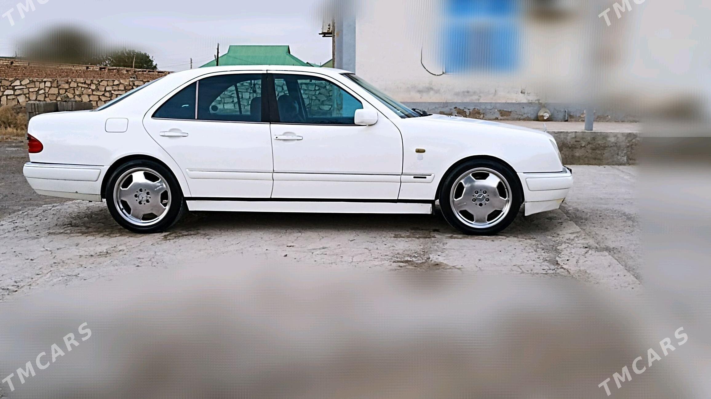 Mercedes-Benz E320 1999 - 110 000 TMT - Берекет - img 2