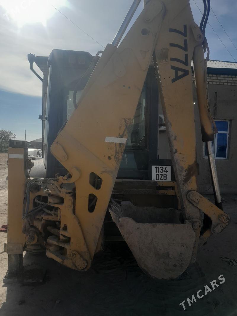 JCB 4CX ECO 2013 - 550 000 TMT - Гороглы (Тагта) - img 1