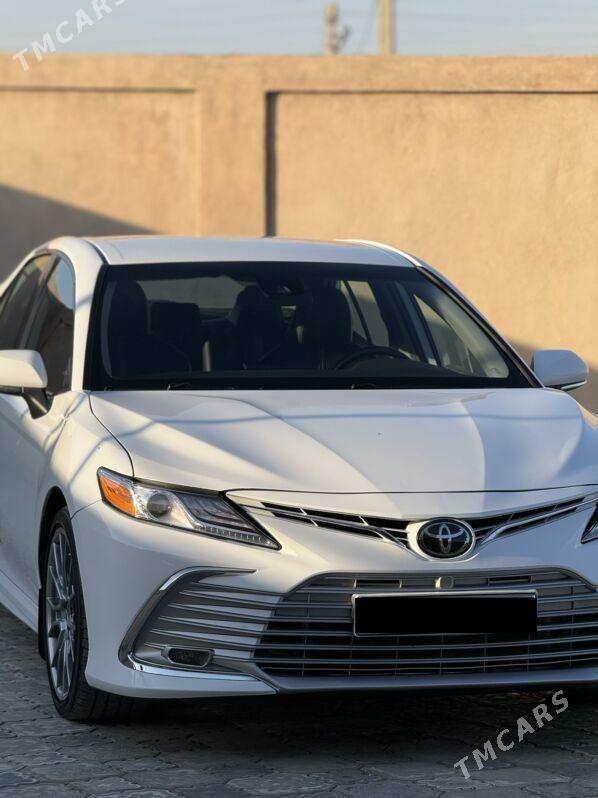 Toyota Camry 2023 - 295 000 TMT - Ашхабад - img 8