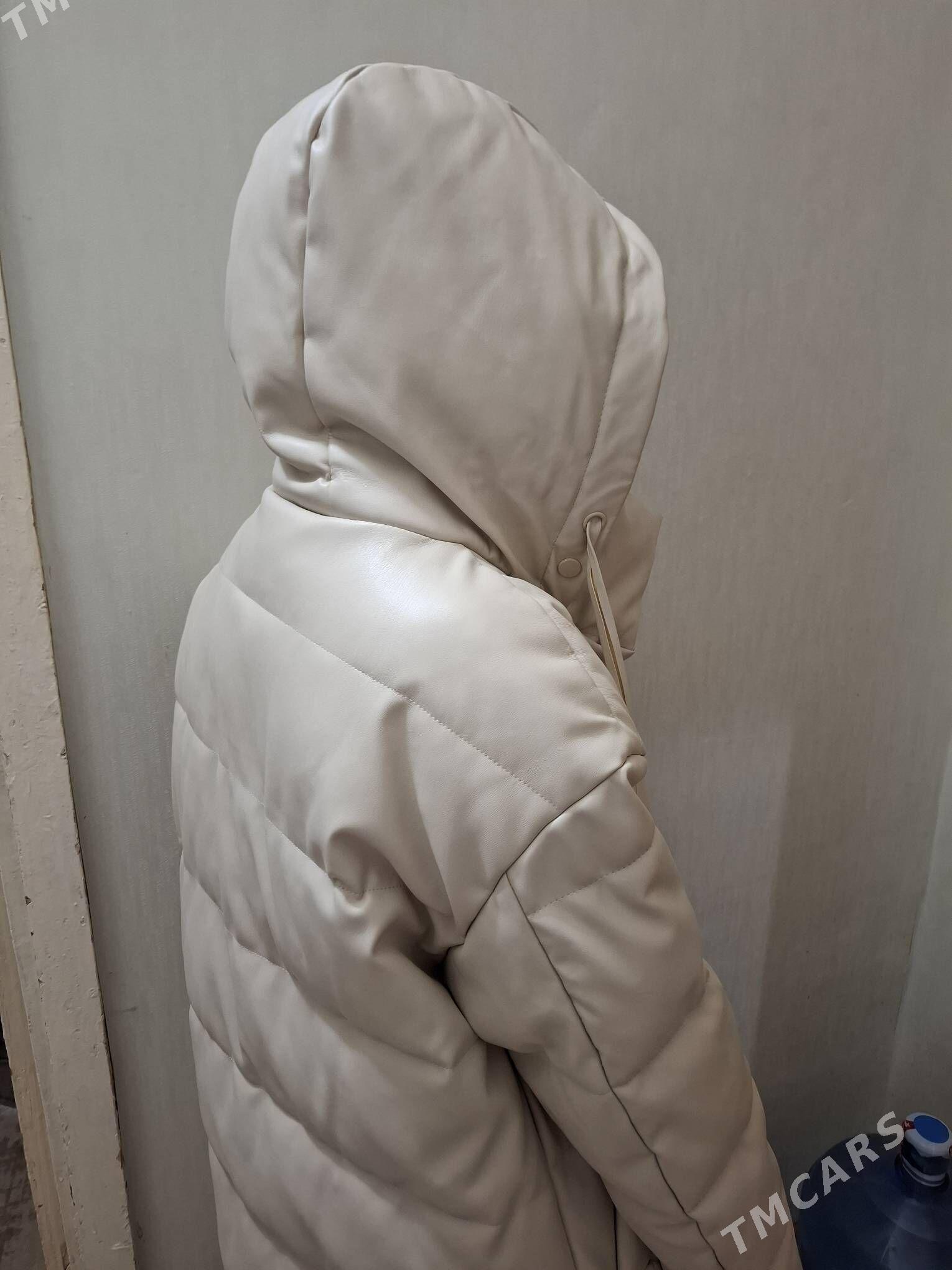 Куртка/Пуховик Stradivarius - Ашхабад - img 2