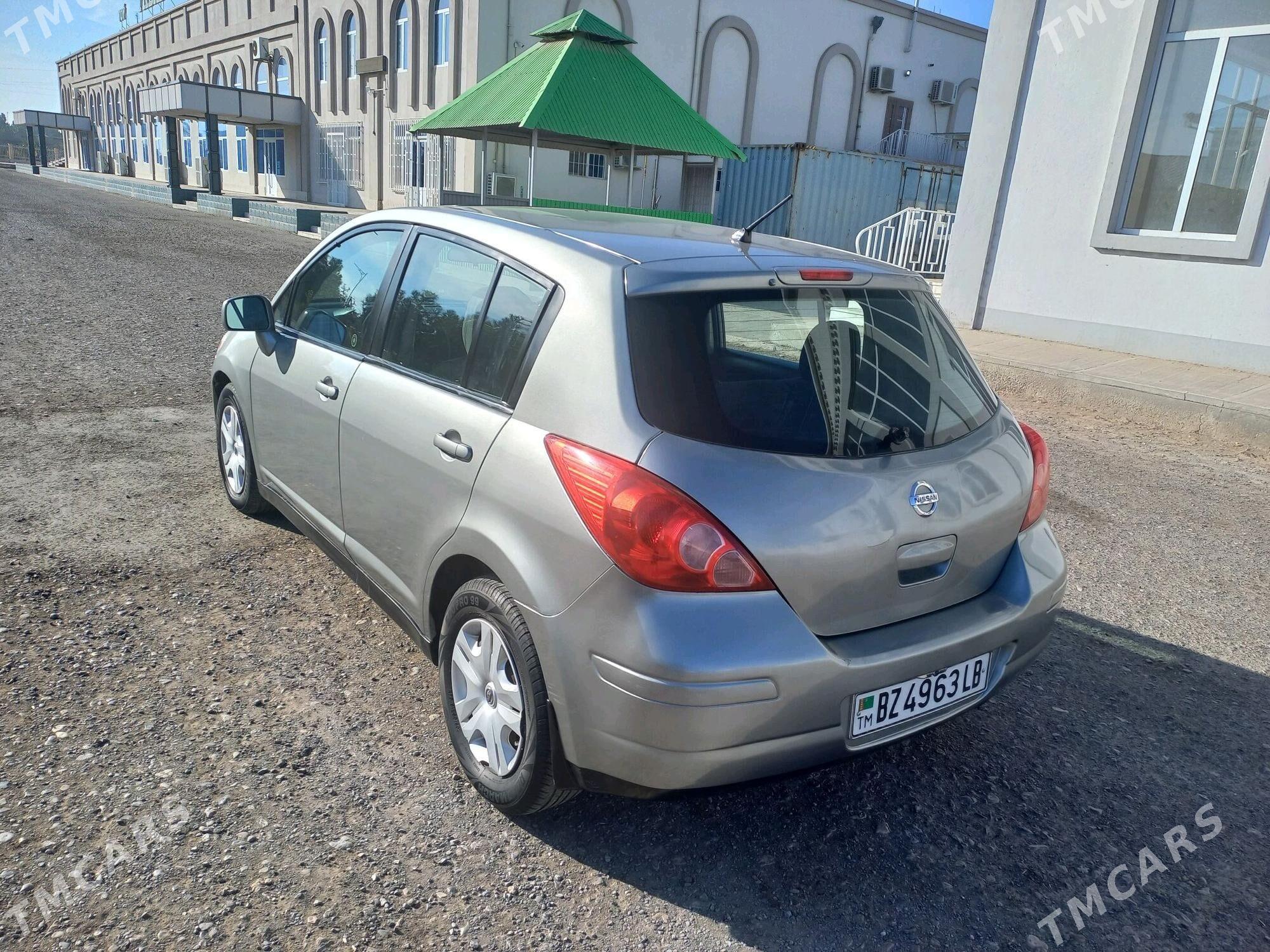 Nissan Versa 2012 - 112 000 TMT - Türkmenabat - img 4