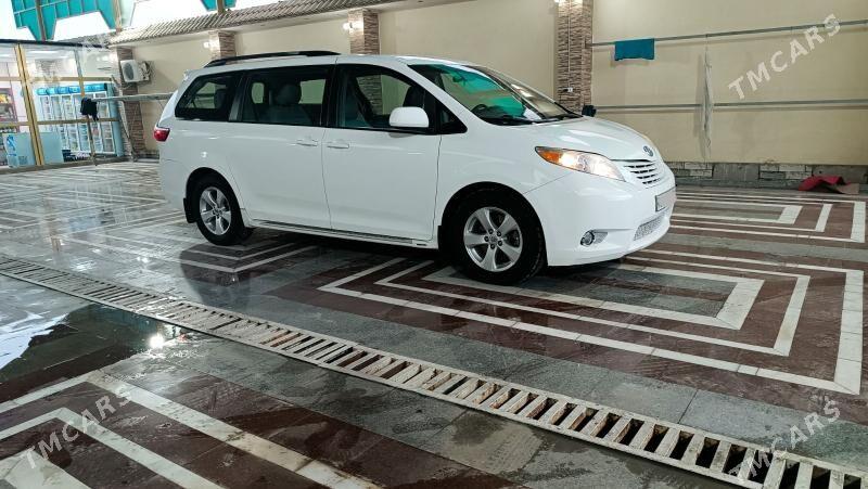 Toyota Sienna 2017 - 355 000 TMT - Ашхабад - img 1