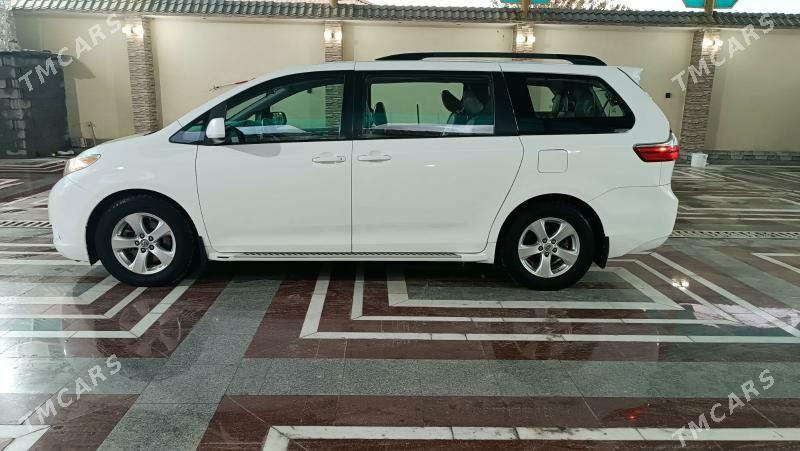 Toyota Sienna 2017 - 355 000 TMT - Ашхабад - img 8