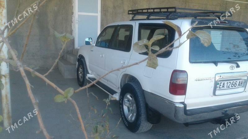 Toyota 4Runner 2001 - 110 000 TMT - Bäherden - img 2