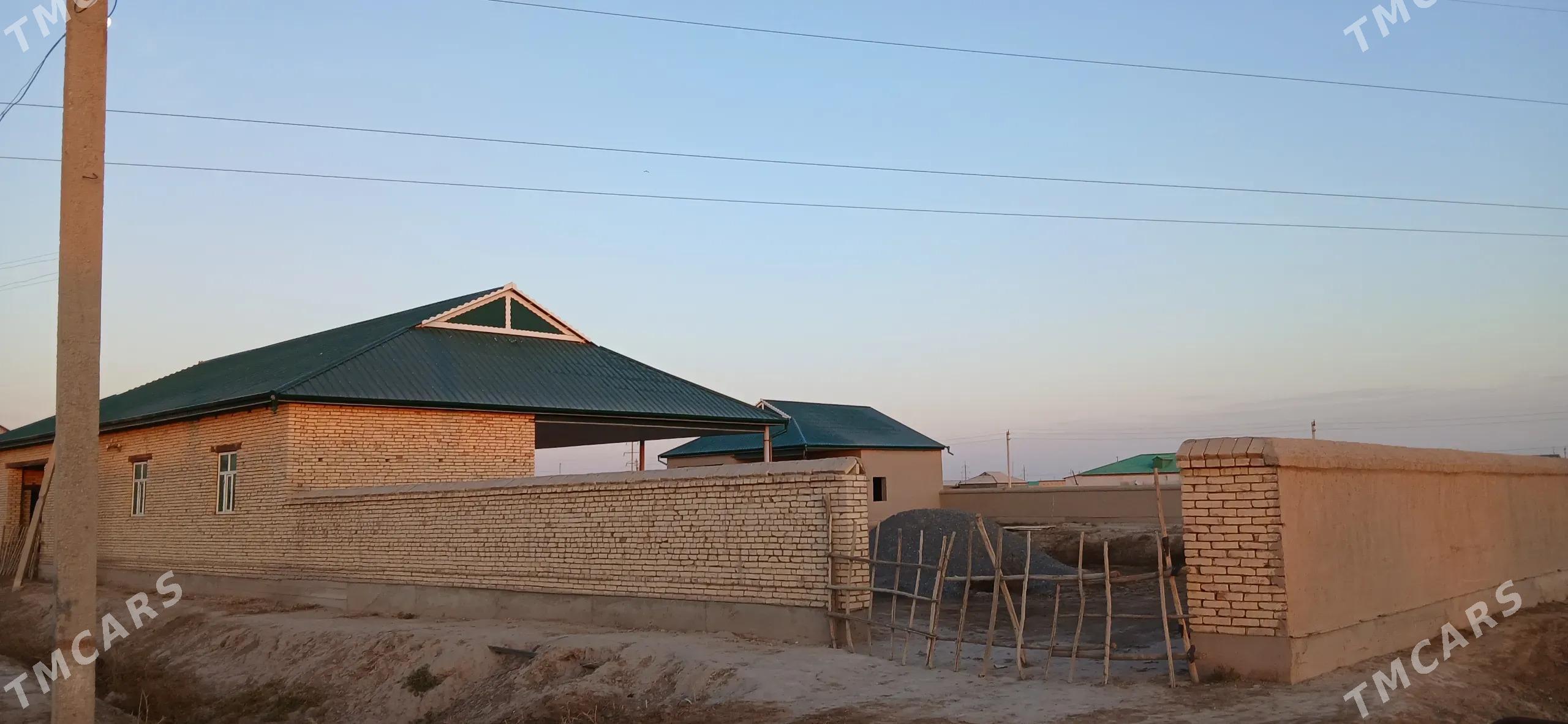 Satlyk jay - етр. Туркменбаши - img 3