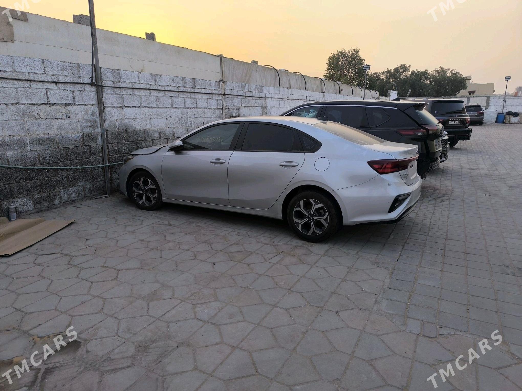 Kia Forte 2021 - 200 000 TMT - Теджен - img 7