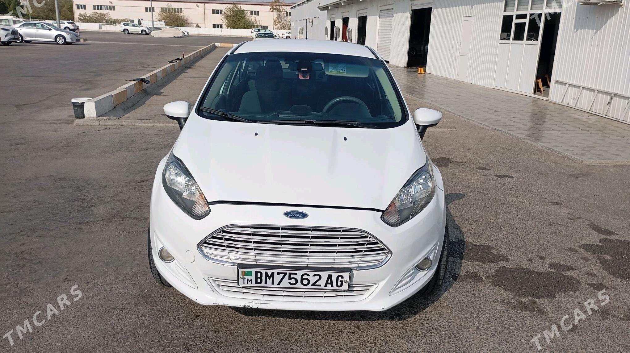 Ford Fiesta 2014 - 115 000 TMT - Ашхабад - img 3