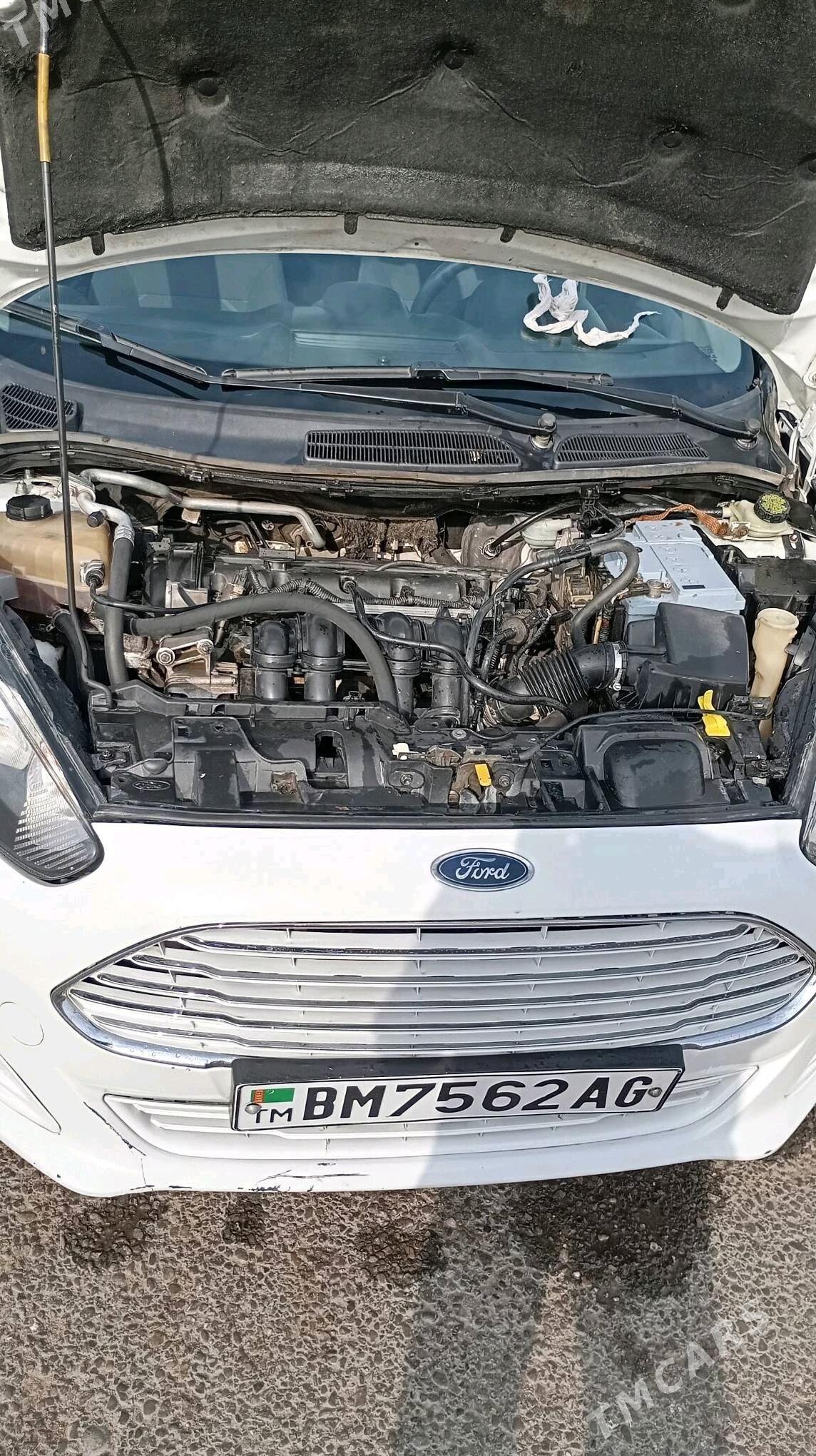 Ford Fiesta 2014 - 115 000 TMT - Ашхабад - img 1