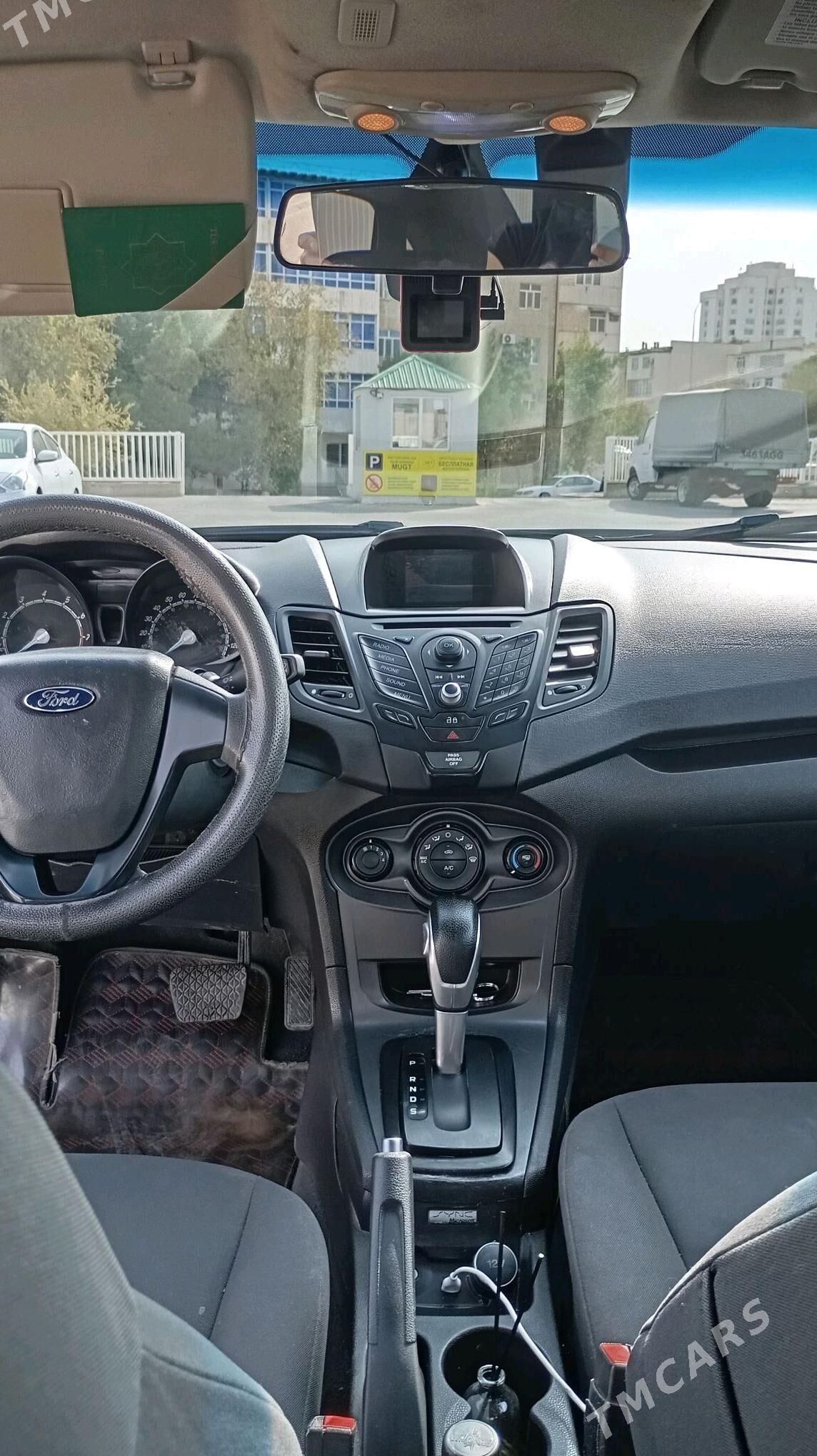 Ford Fiesta 2014 - 115 000 TMT - Ашхабад - img 8