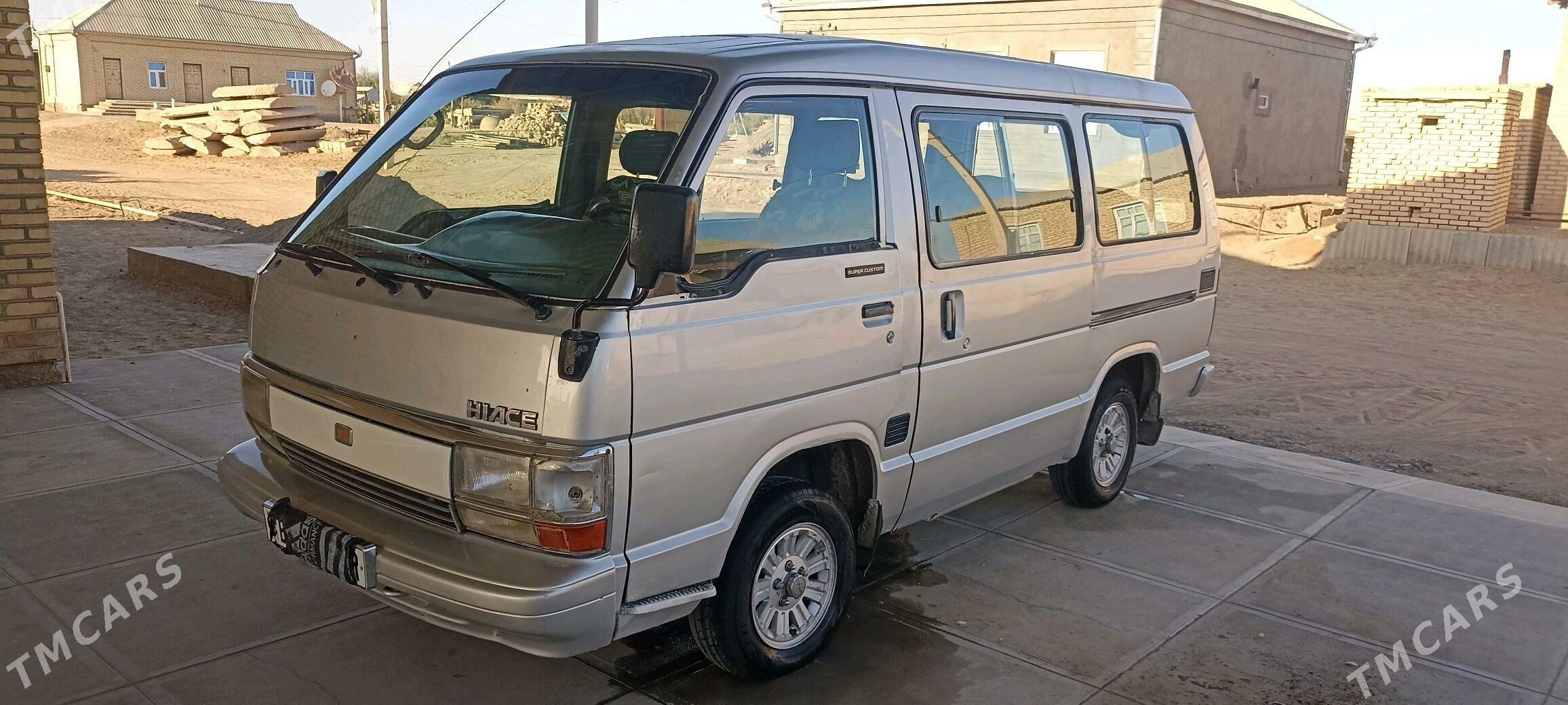 Toyota Hiace 1989 - 50 000 TMT - Sakarçäge - img 1
