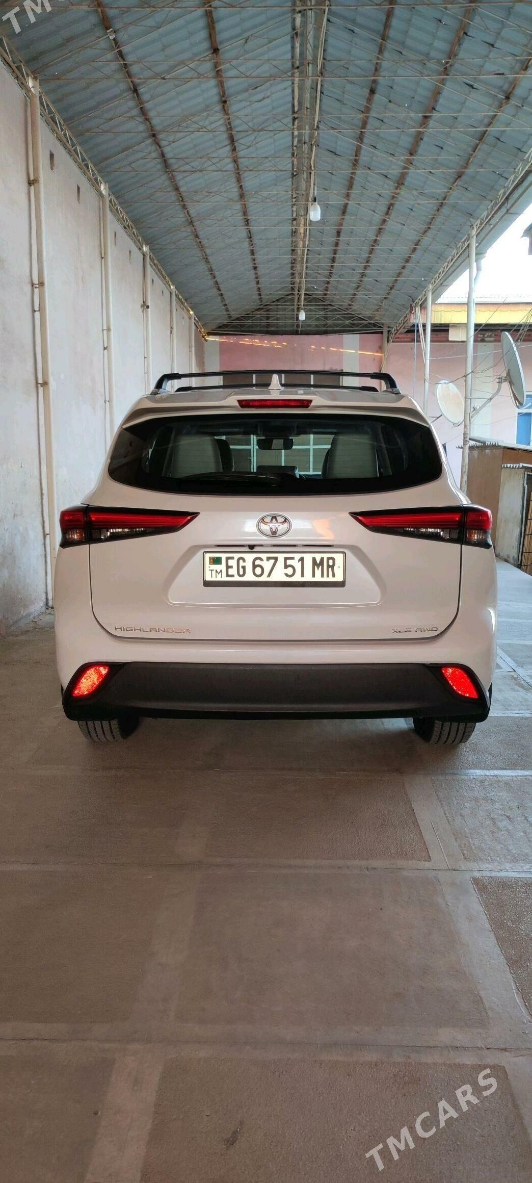 Toyota Highlander 2021 - 600 000 TMT - Baýramaly - img 3