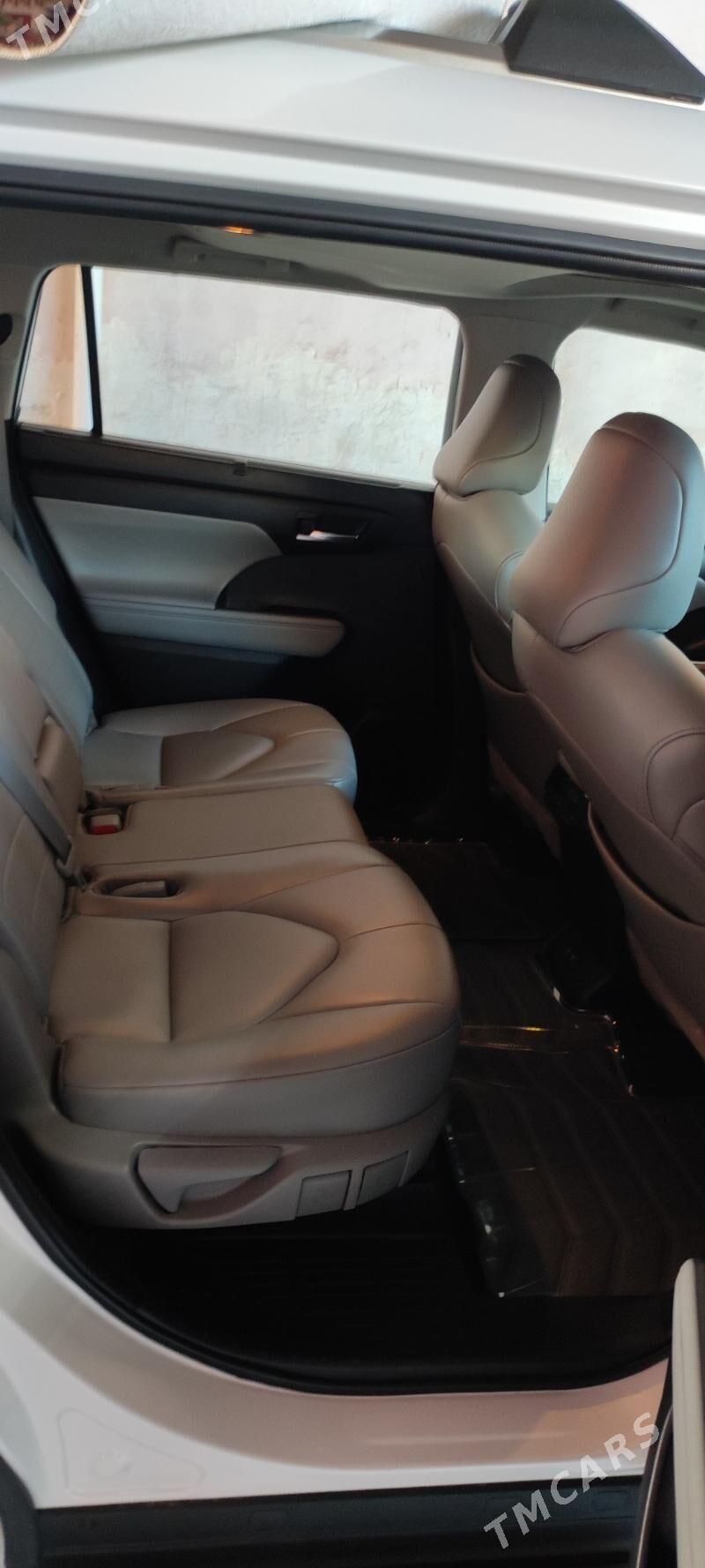 Toyota Highlander 2021 - 600 000 TMT - Baýramaly - img 7