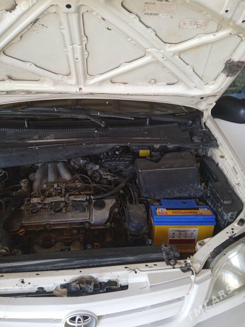 Toyota Sienna 2001 - 130 000 TMT - Бабадайхан - img 3