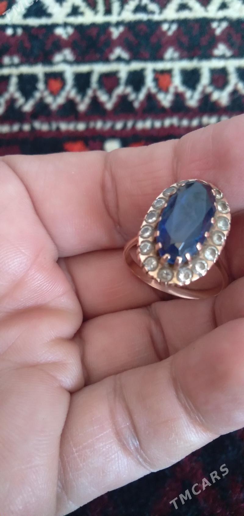 Gyzyl gadym Ozera ýùzùk - Балканабат - img 1