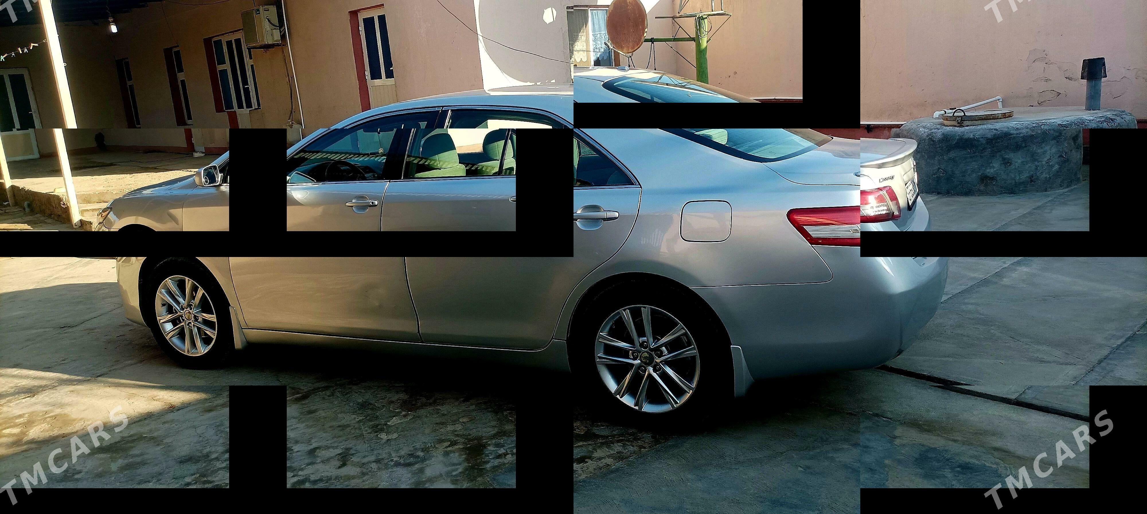 Toyota Camry 2010 - 200 000 TMT - Baýramaly - img 3