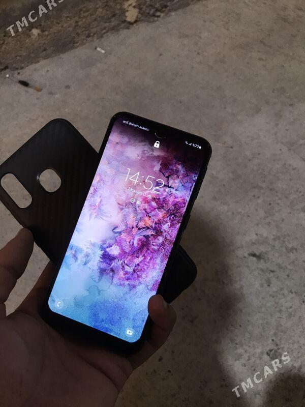 Galaxy A40.4.64gb - Murgap - img 2