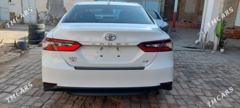 Toyota Camry 2021 - 345 000 TMT - Мары - img 5