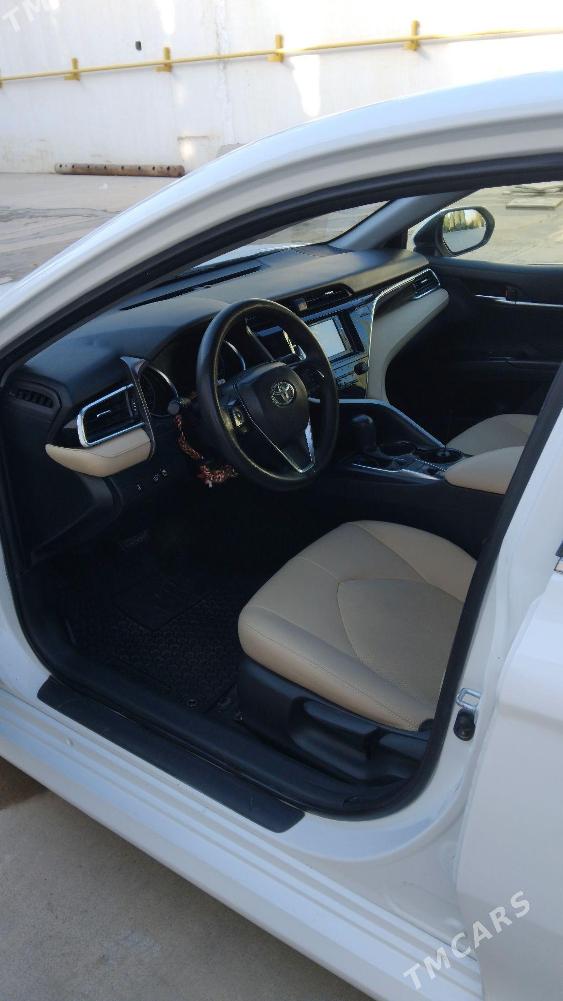 Toyota Camry 2021 - 300 000 TMT - Aşgabat - img 6