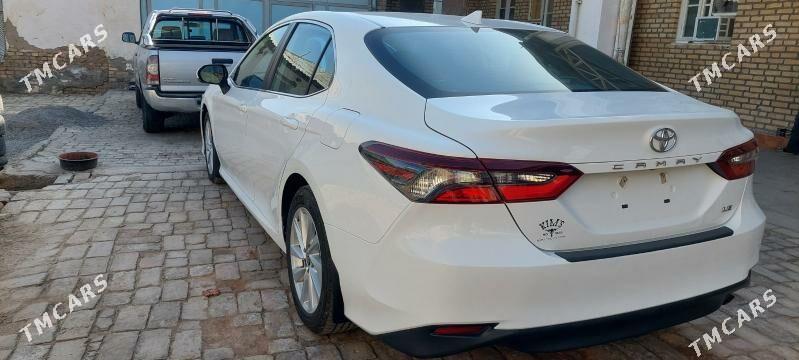 Toyota Camry 2021 - 345 000 TMT - Мары - img 4