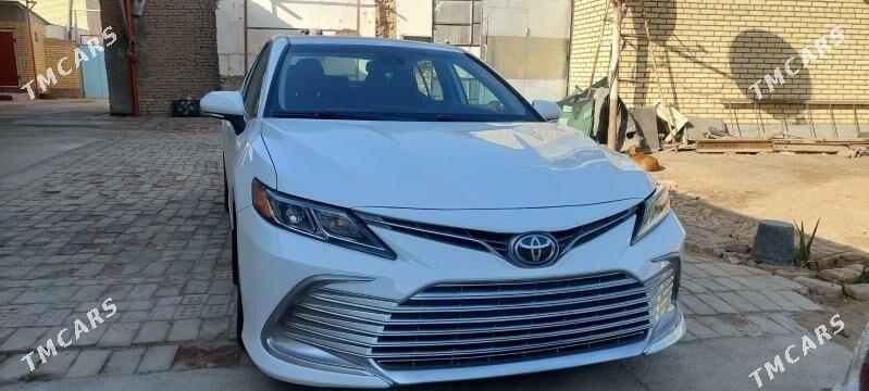 Toyota Camry 2021 - 345 000 TMT - Мары - img 3