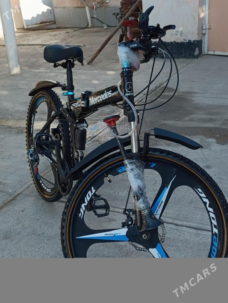 Mersedes - 30 mkr - img 1