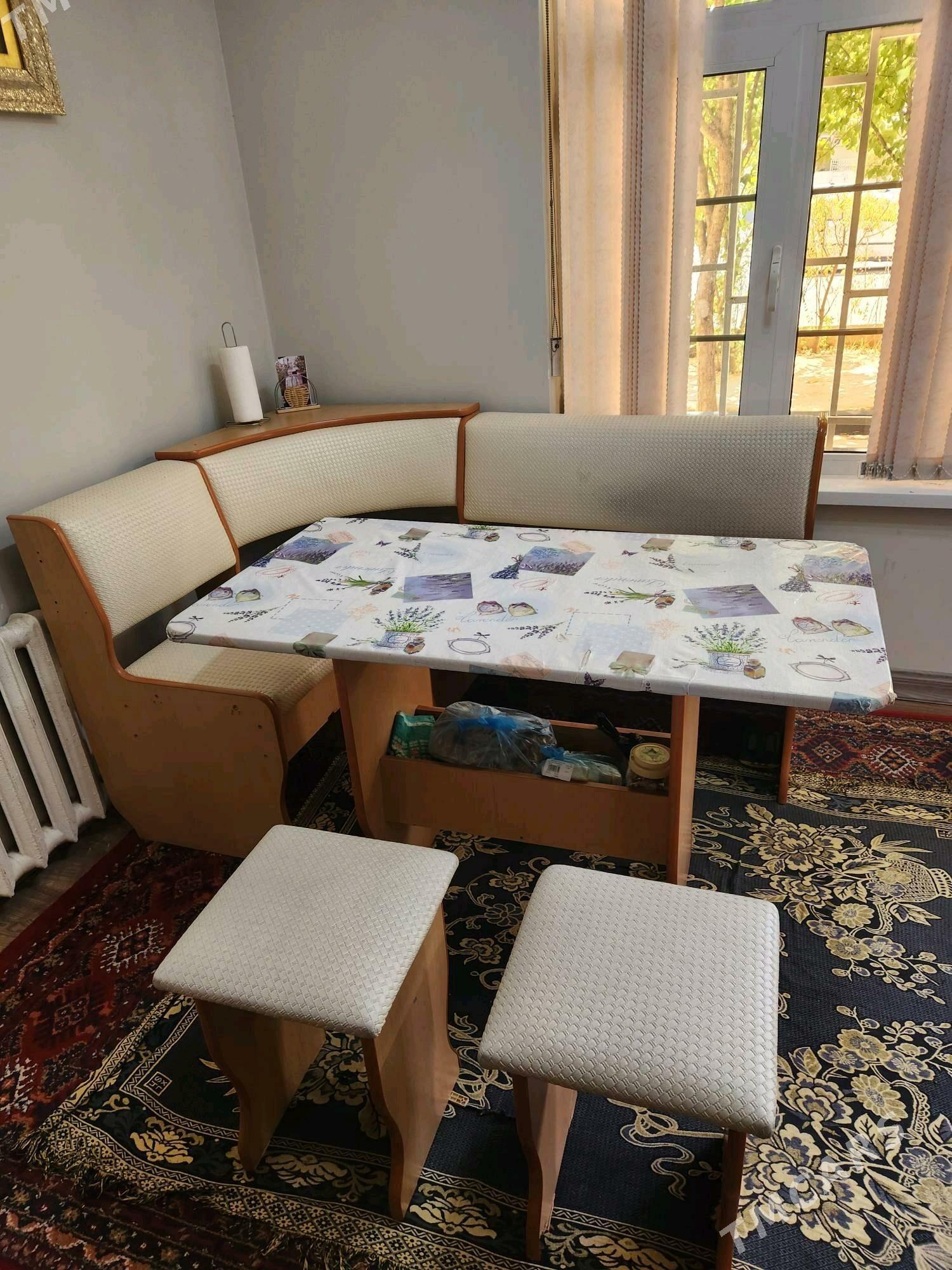 Kuhonnyý ugalok Кухонный уголо - Гаудан "В" - img 2