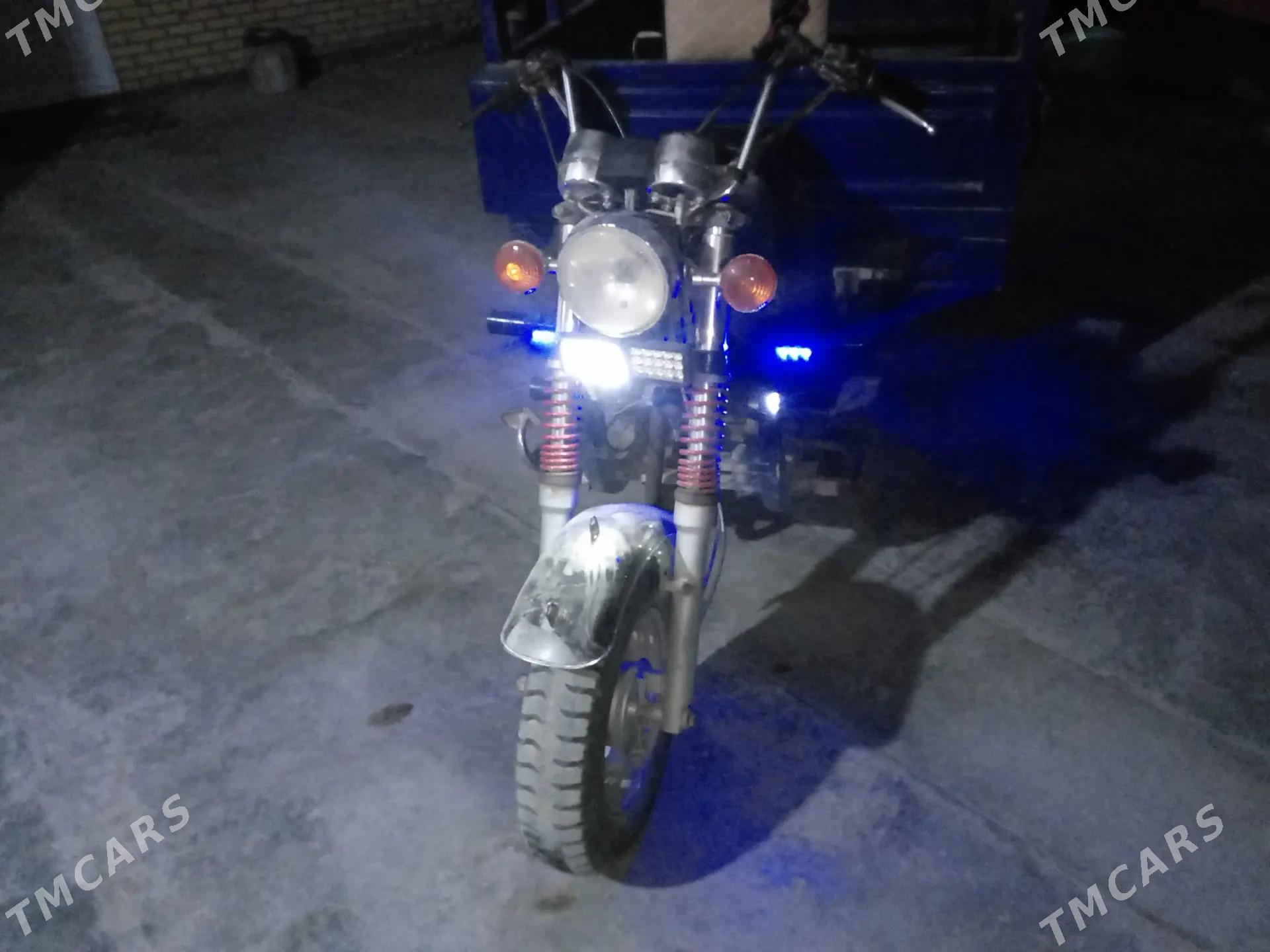 Fekon FK200-14G 2014 - 25 000 TMT - Dänew - img 3