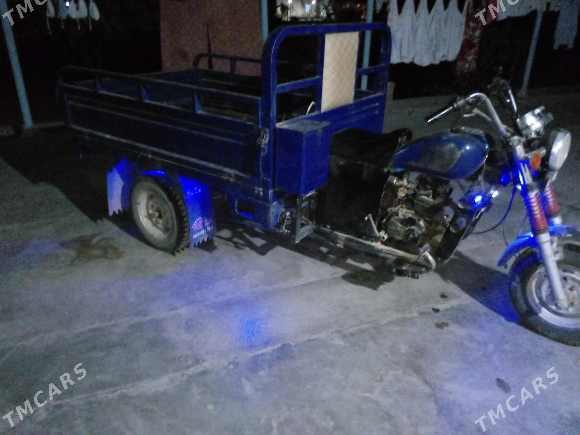 Fekon FK200-14G 2014 - 25 000 TMT - Dänew - img 1