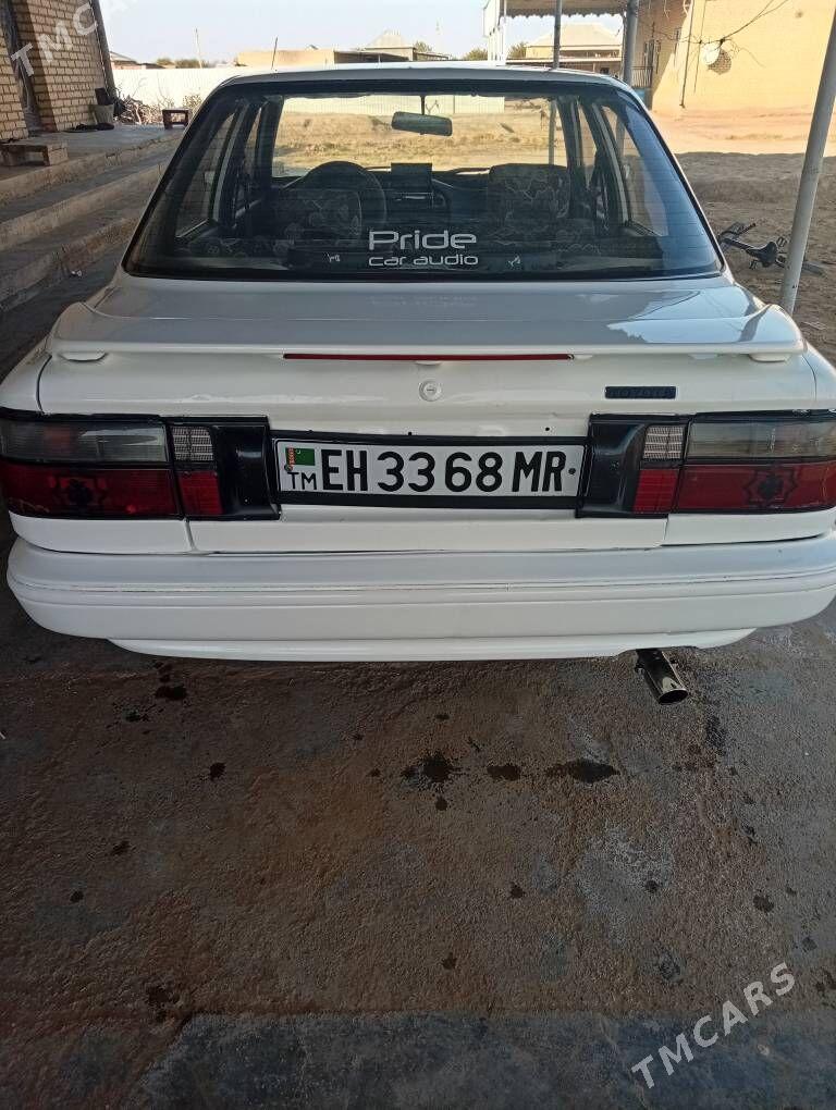 Toyota Carina 1991 - 38 000 TMT - Baýramaly - img 3