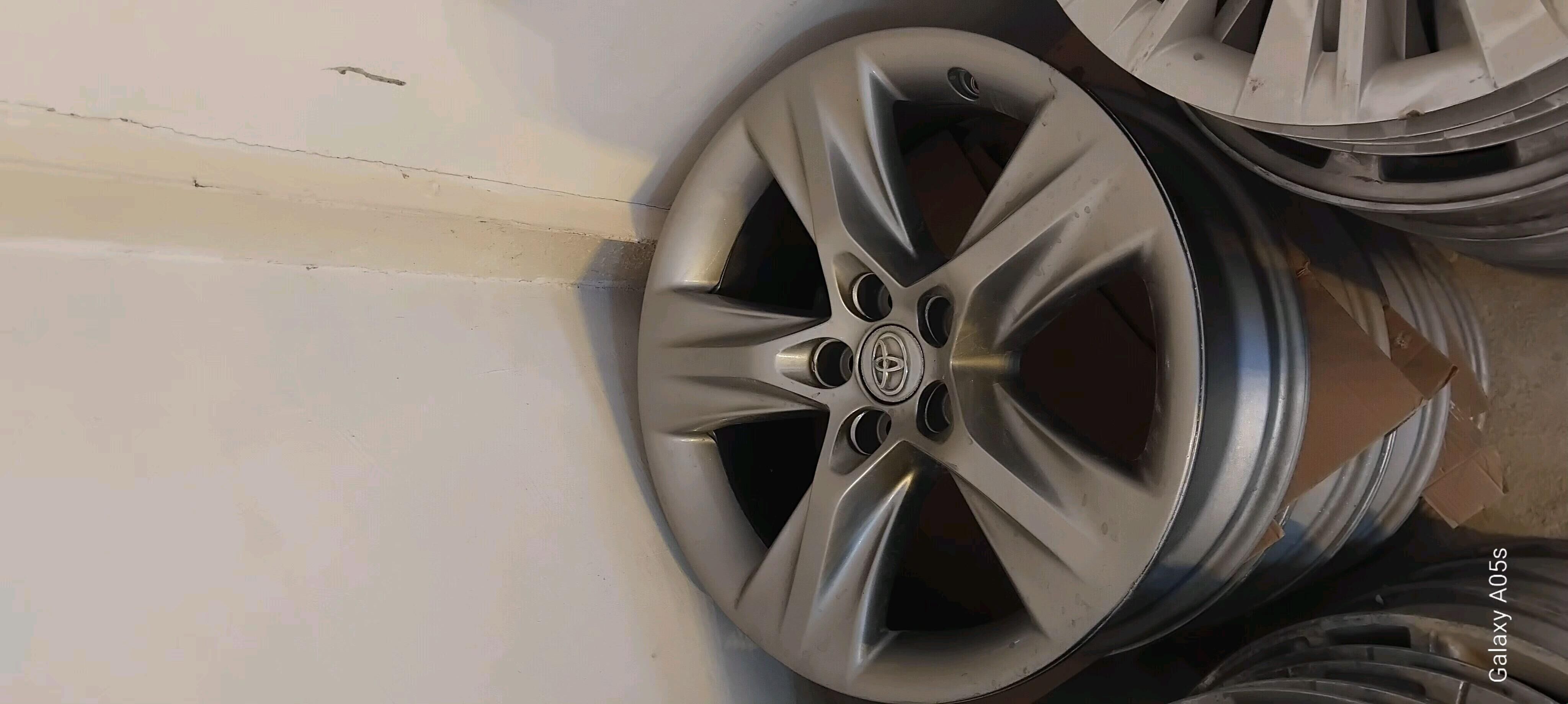 Highlander diska 19 orginal 8 000 TMT - Бедев - img 2