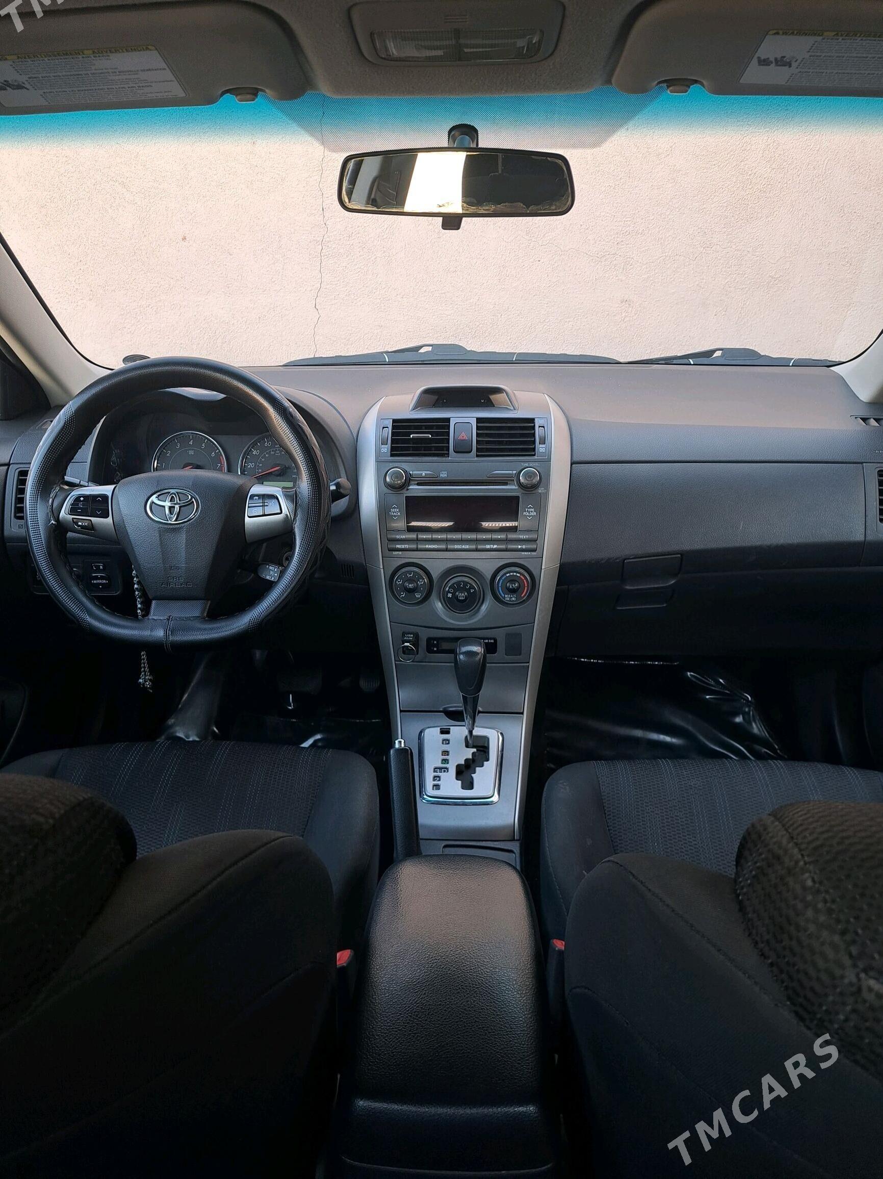 Toyota Corolla 2011 - 220 000 TMT - Ашхабад - img 3