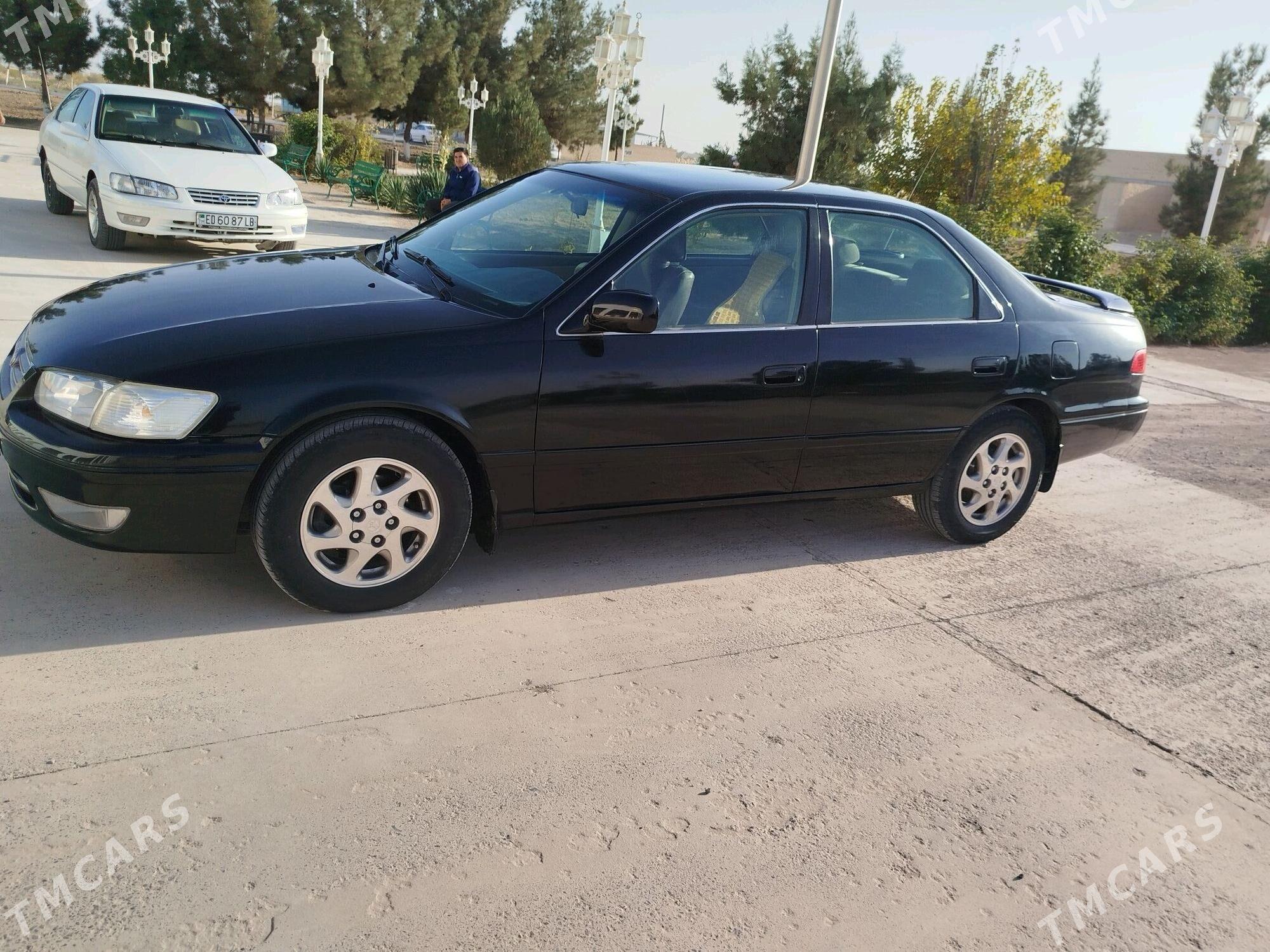 Toyota Camry 2000 - 140 000 TMT - Hojambaz - img 4