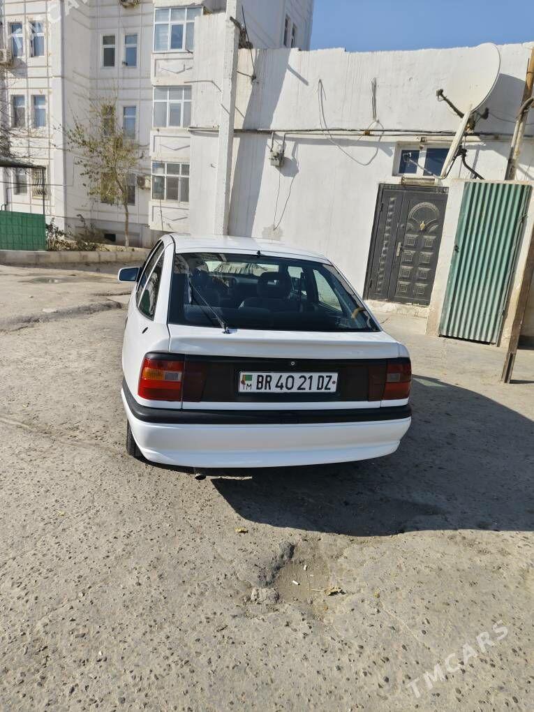 Opel Vectra 1994 - 55 000 TMT - Şabat etr. - img 2