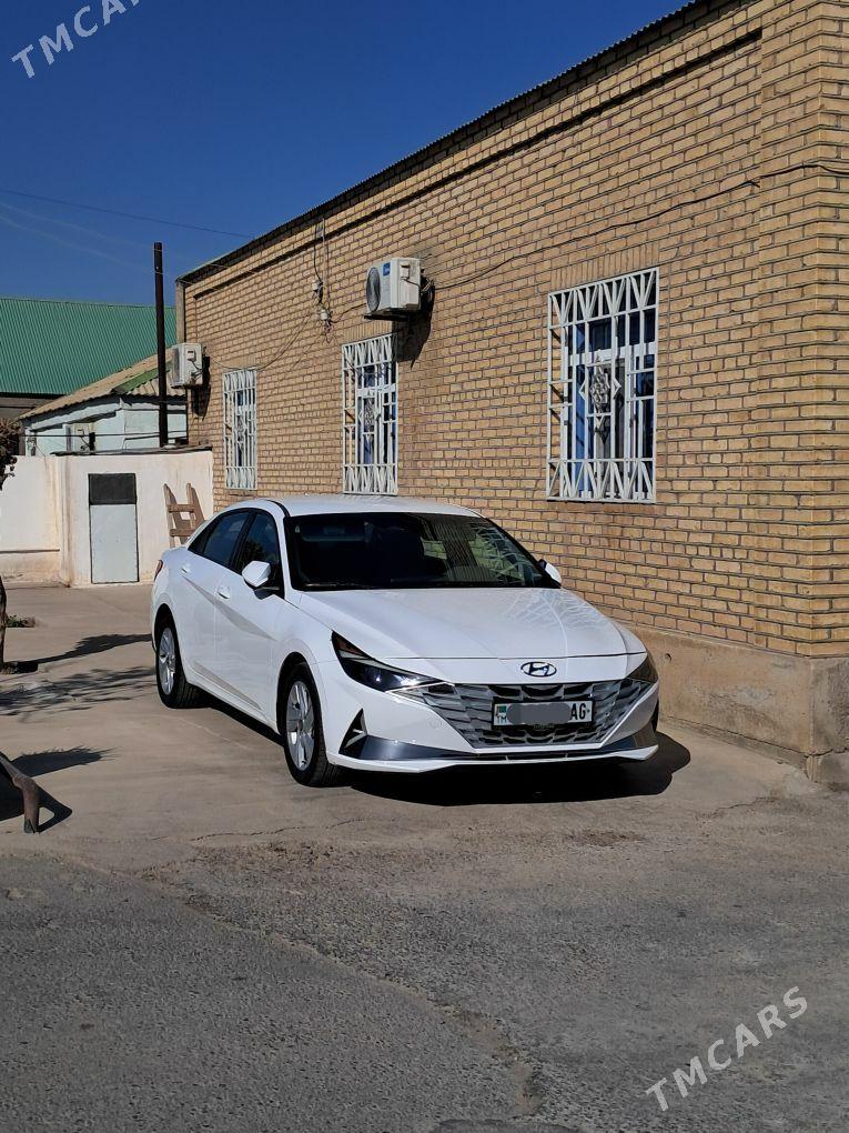 Hyundai Elantra 2021 - 220 000 TMT - Бузмеин - img 1