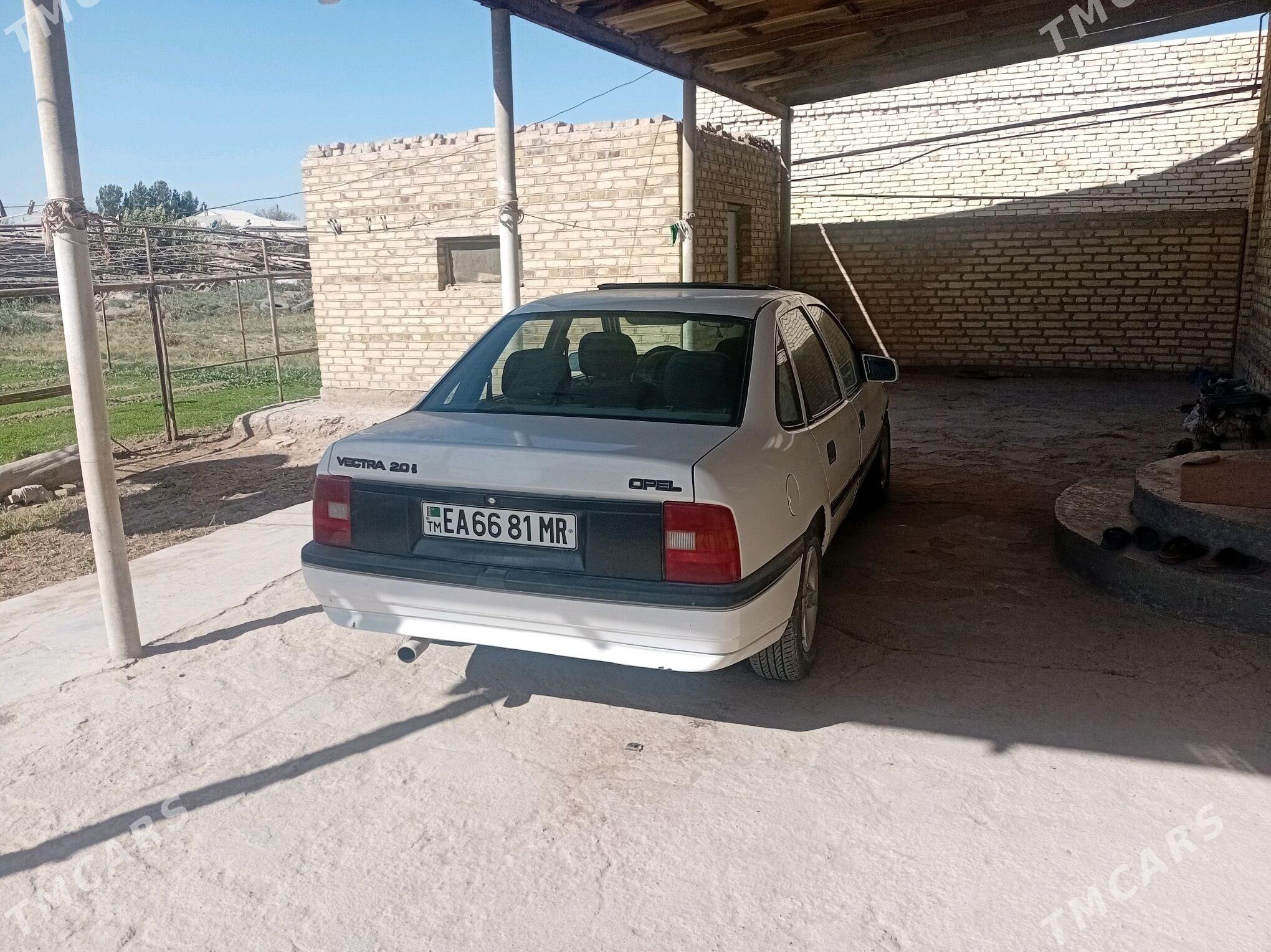 Opel Vectra 1990 - 35 000 TMT - Мургап - img 2