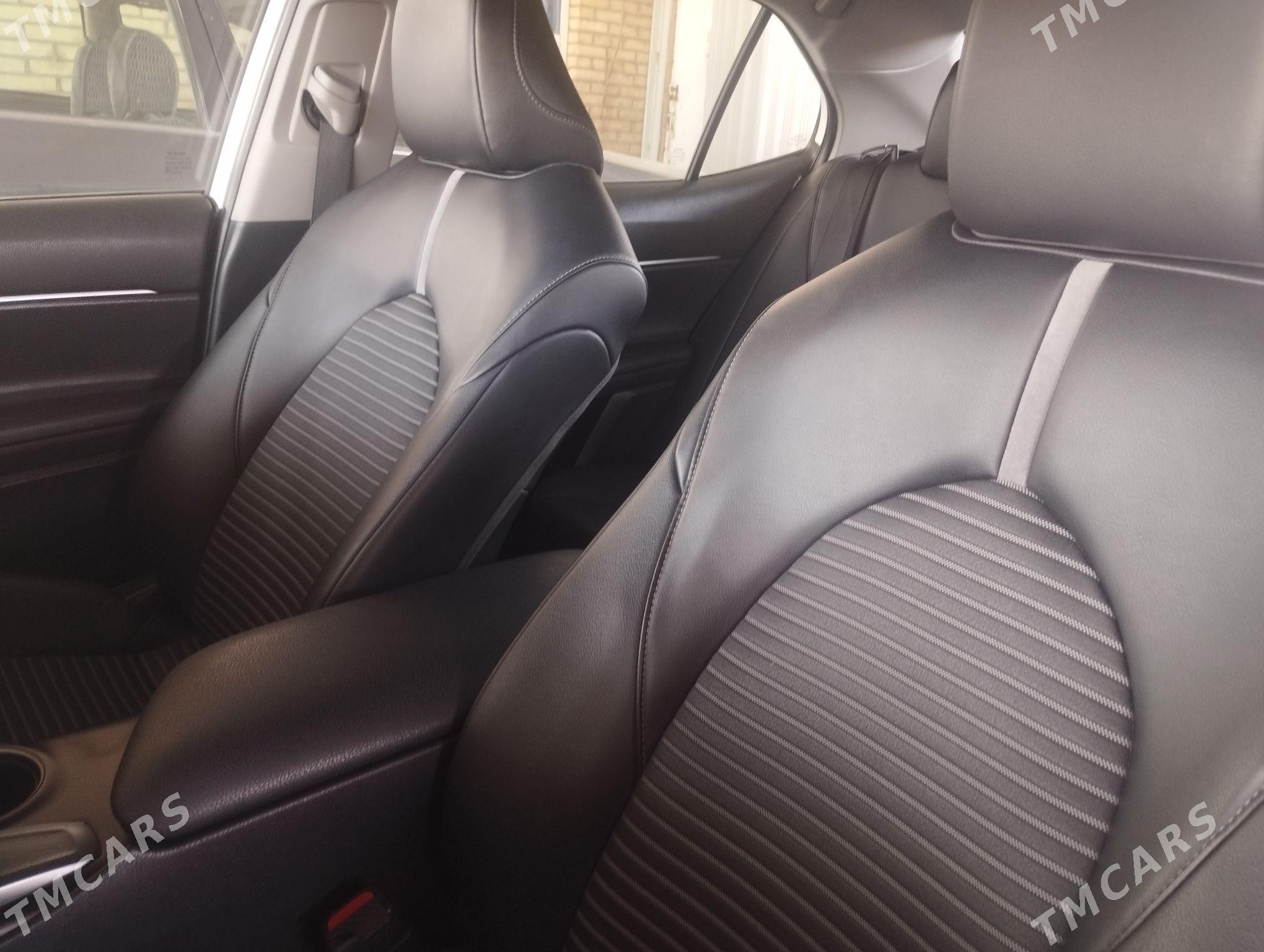 Toyota Camry 2022 - 350 000 TMT - Мары - img 4