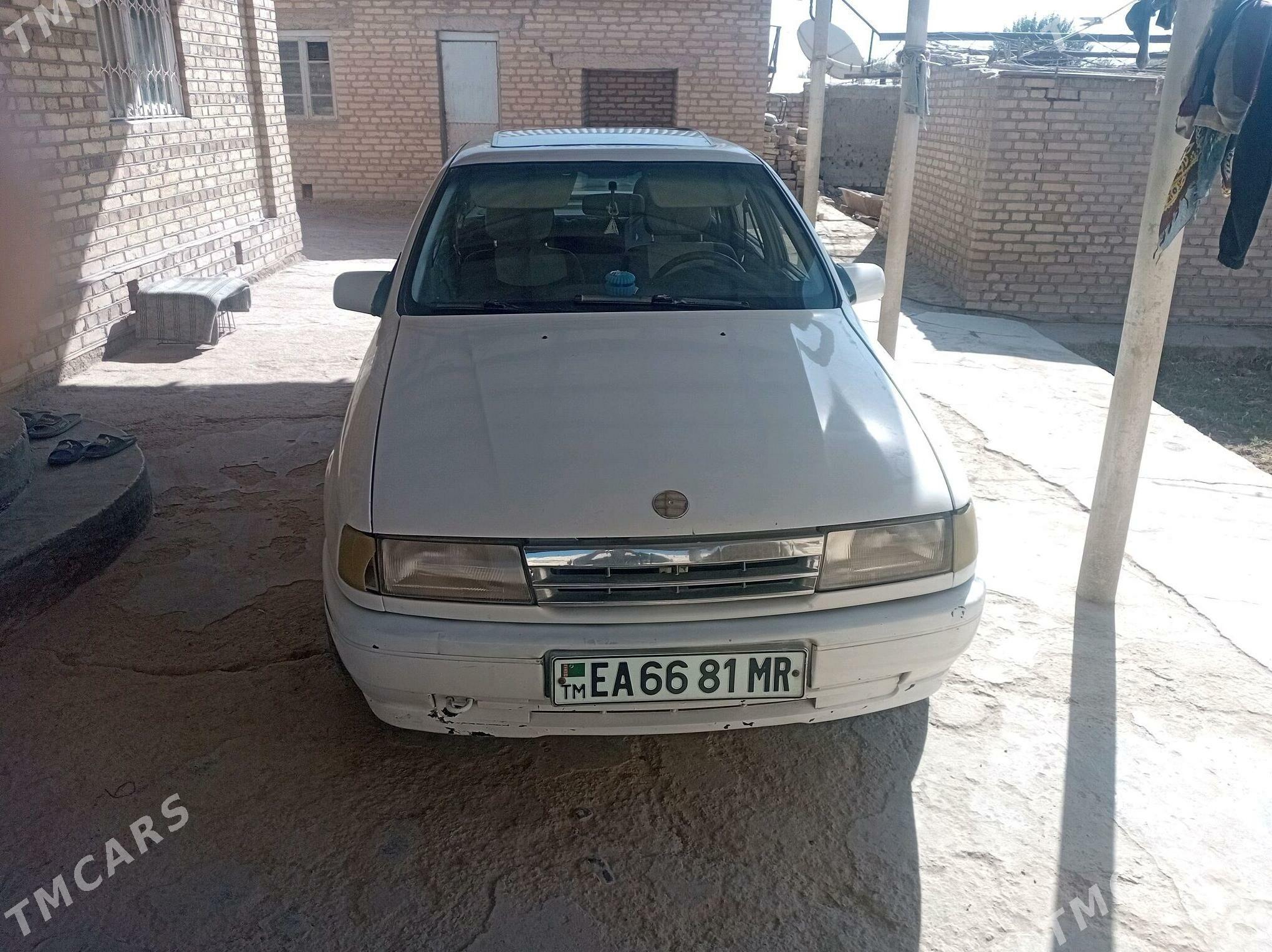 Opel Vectra 1990 - 35 000 TMT - Мургап - img 6