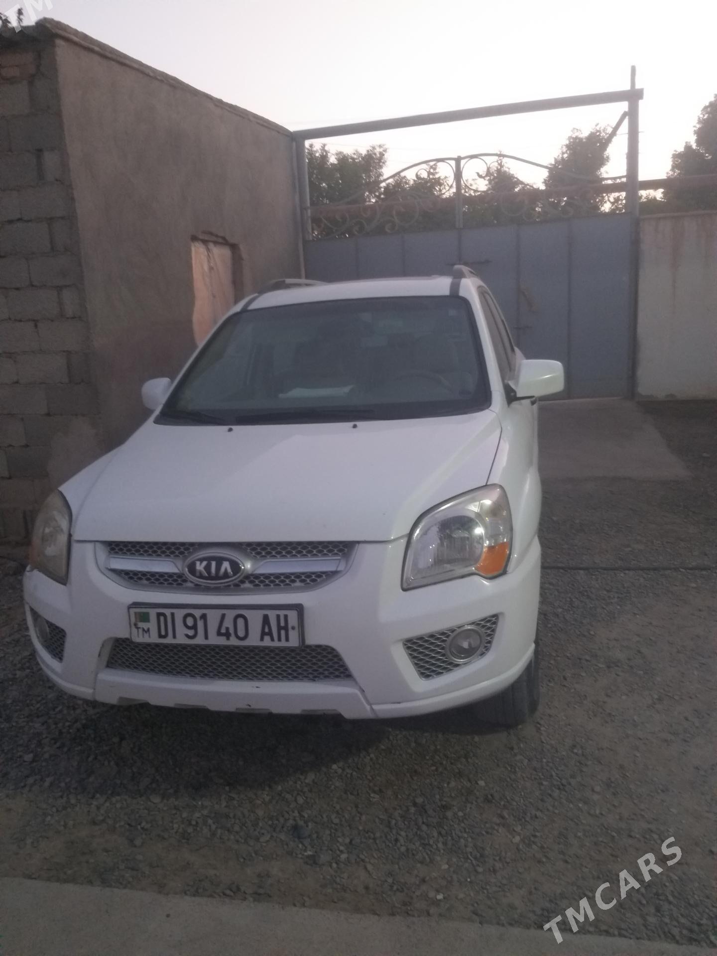 Kia Sportage 2009 - 130 000 TMT - Теджен - img 1