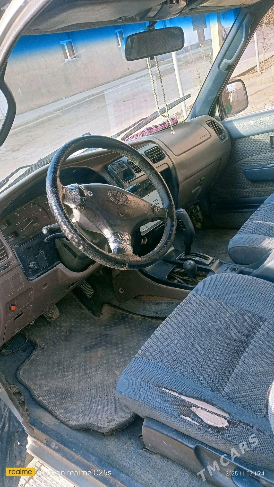 Toyota Hilux 1993 - 50 000 TMT - Шабатский этрап - img 6