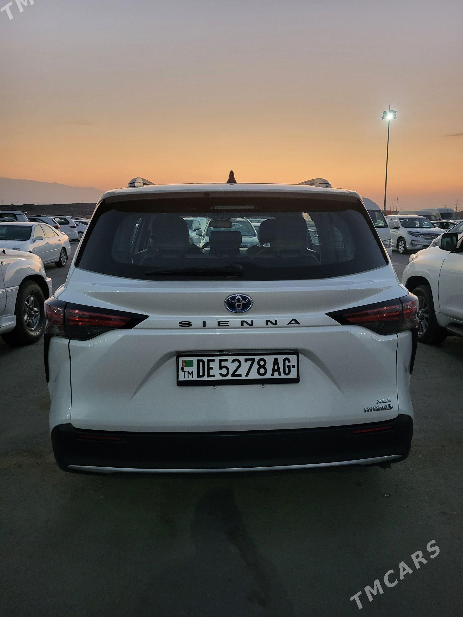 Toyota Sienna 2021 - 617 000 TMT - "Алтын Асыр" Гундогар базары ( Толкучка) - img 2