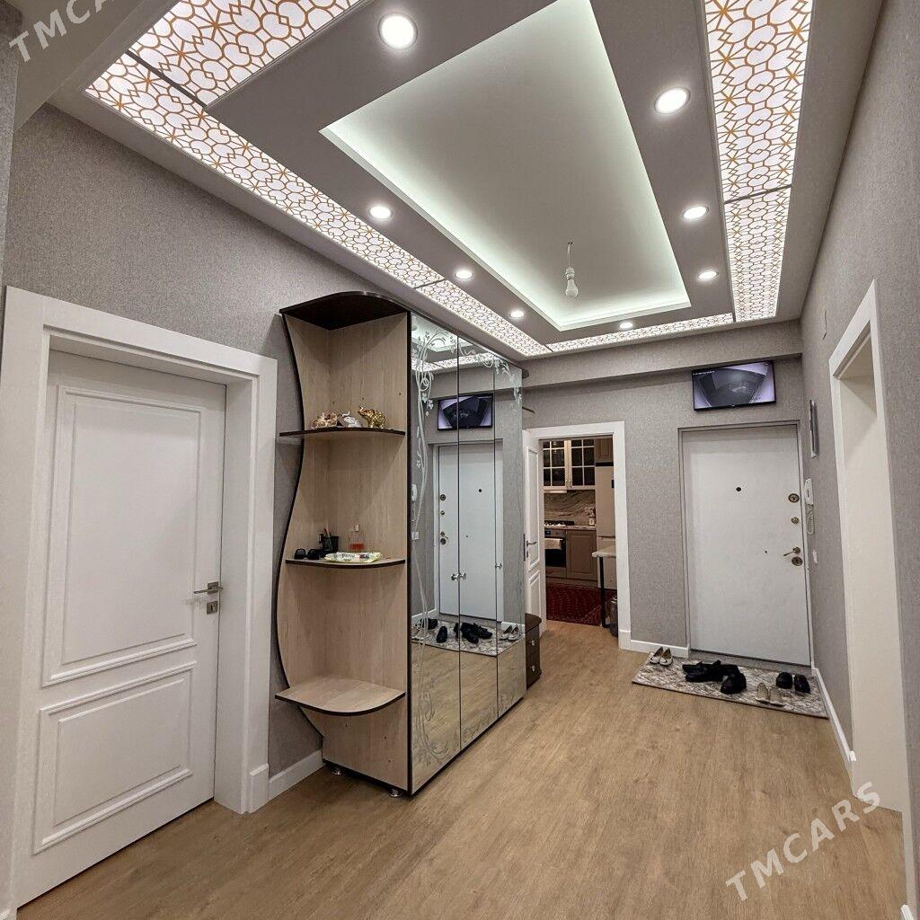 Таслама 4 ком 4 этаж 112 м2 - Köşi - img 1