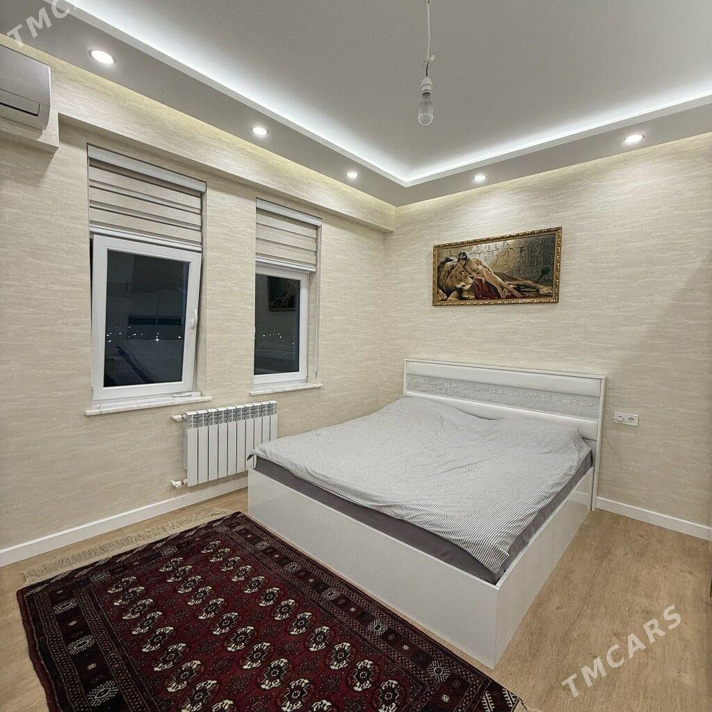 Таслама 4 ком 4 этаж 112 м2 - Köşi - img 3