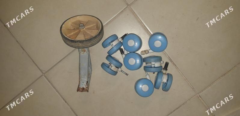 текерчеклер,ачарлар - Olimpiýa şäherçesi - img 3