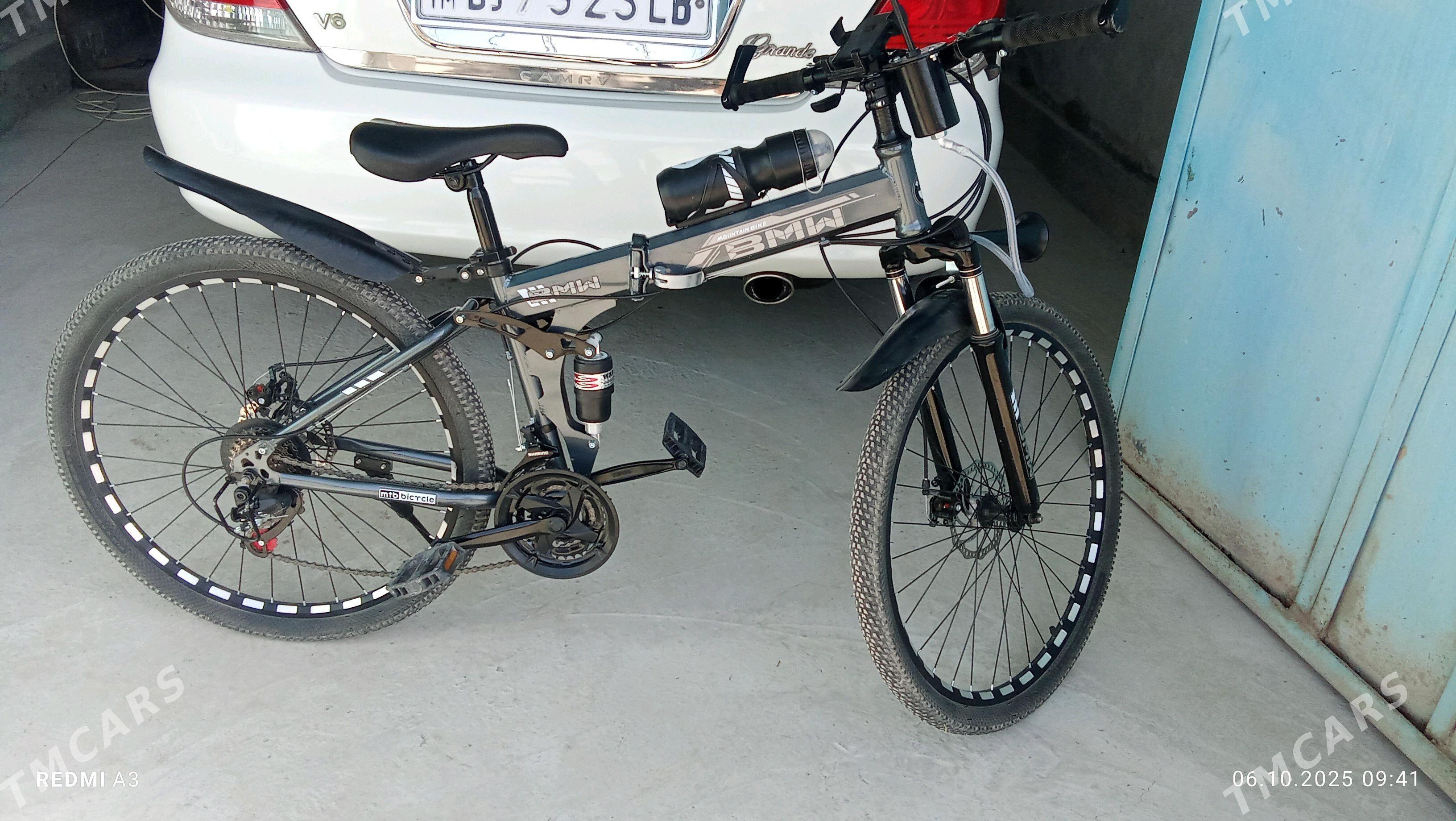 bmw velik - Чарджоу - img 1