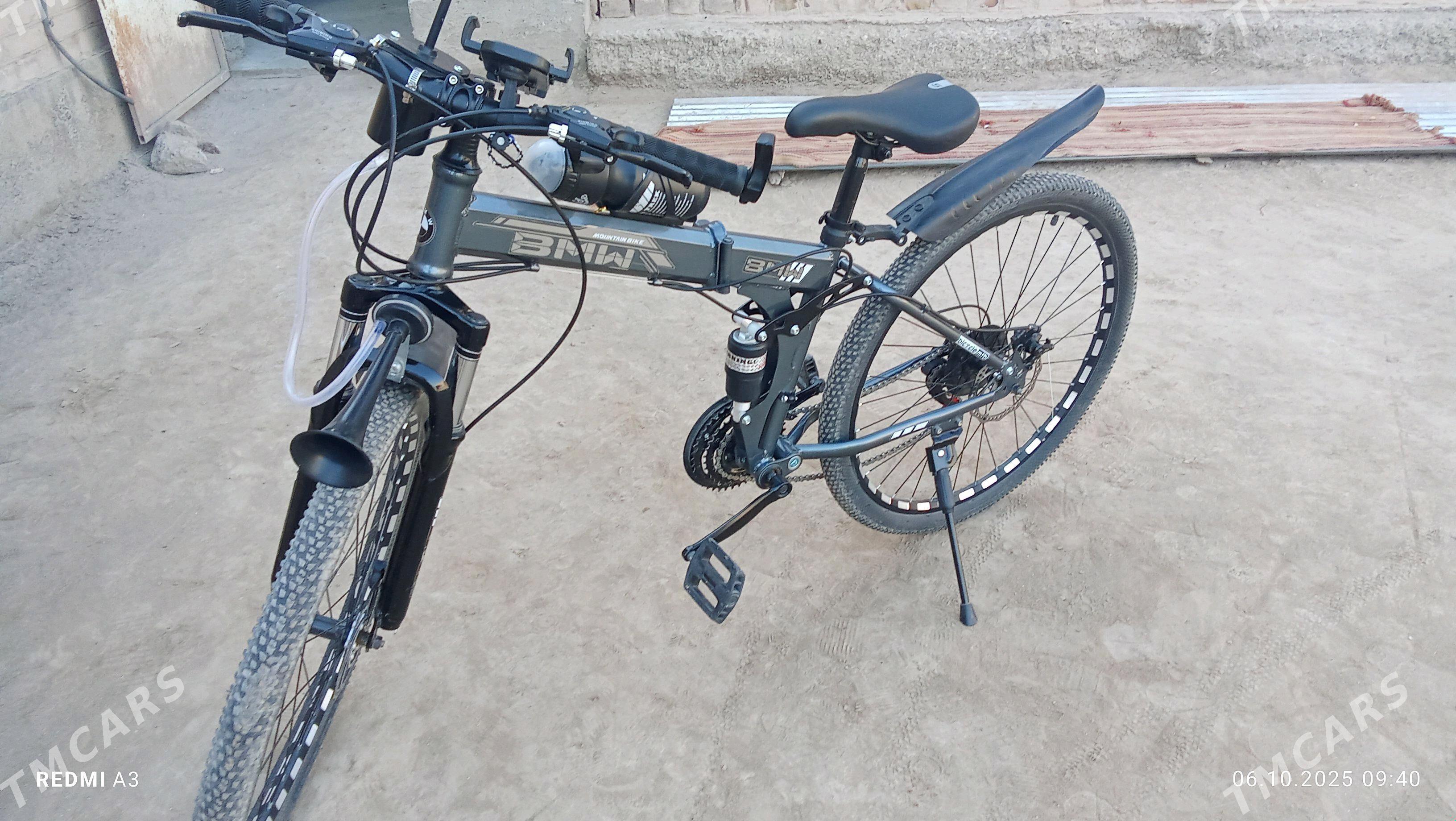 bmw velik - Чарджоу - img 2