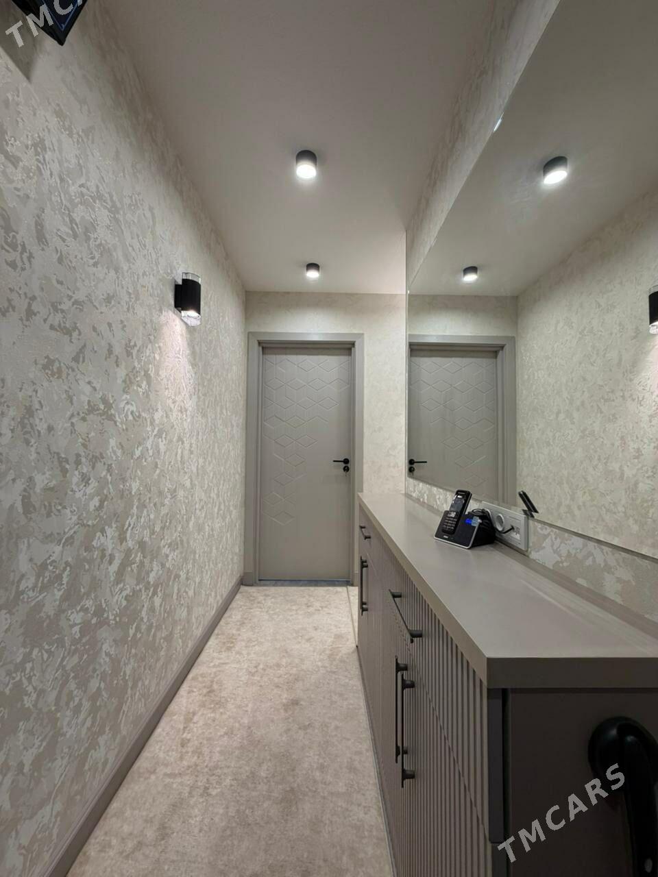 2 ком 4/2 этаж 9 мкр - 9 мкр - img 1